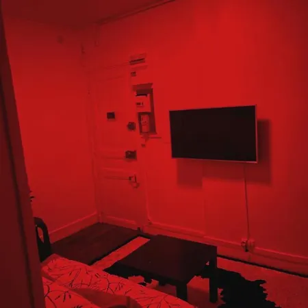 Appartamento Avec Balcon Pres Sacre Coeur Parigi